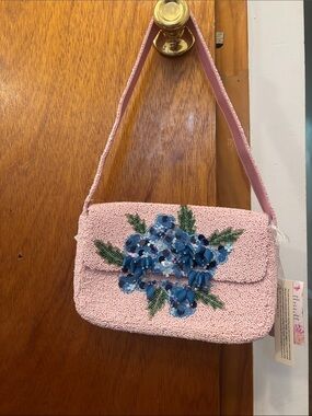 NWT Handcrafted in India Beaded Bag Pink Featuring Blue Hydrangea Flower Design